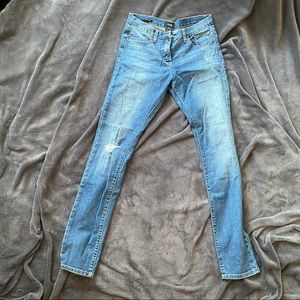 Bdg distressed jeans